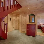 Modern Retreat By Stadium Дом отдыха *