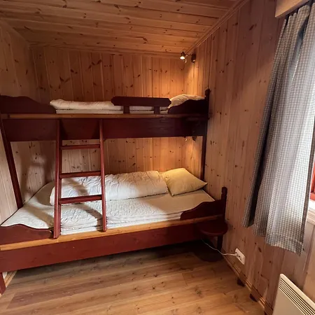 펜션 Ved Skistadion- 4 Soverom Og Smorebod